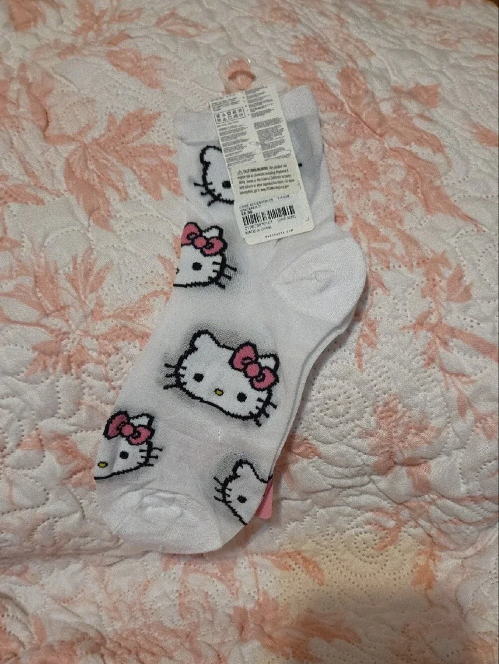 Hello Kitty 50th Anniversary White & Pink Ankle Crew Socks